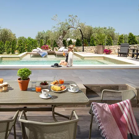 Five Senses Luxury *