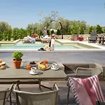 Five Senses Luxury *
