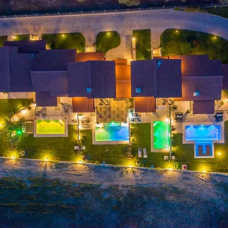 Five Senses Luxury Вурвуру